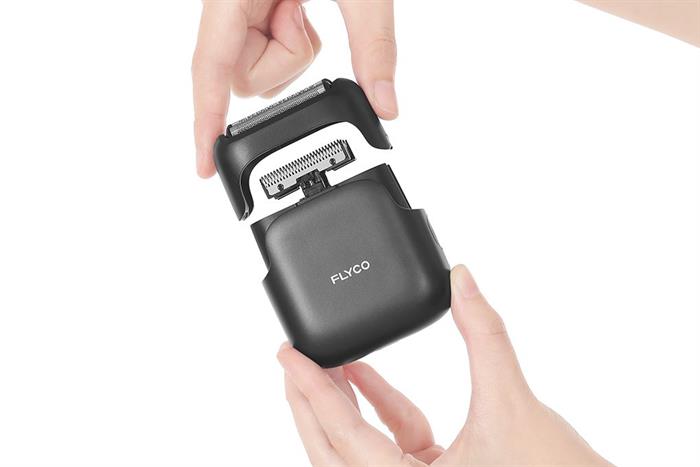 Máy cạo râu khô và ướt Flyco FS685VN Màu Đen