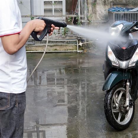 Máy rửa xe FUJIHOME 1500W PWX5B Màu Đỏ