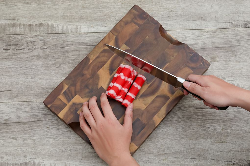 Thớt chặt gỗ tràm chữ nhật 25 x 35 cm Trường Sơn SLC35 Màu Đen - nâu