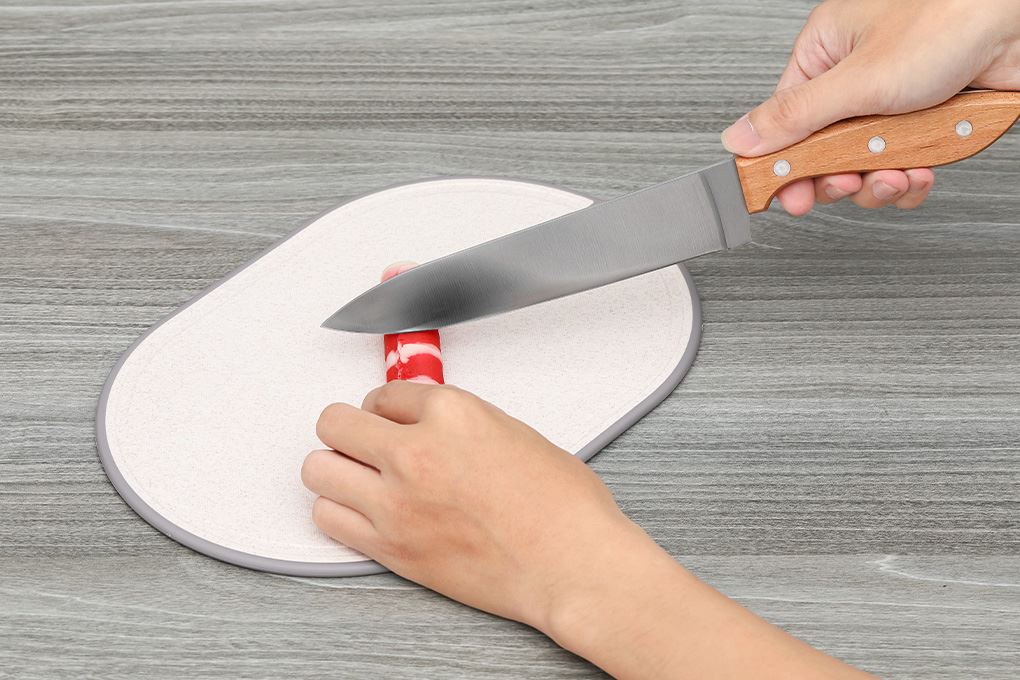 Bộ 2 thớt thái lúa mạch oval tròn 32 x 21 cm, 28 x 19 cm Delites CF7431 Màu Xám