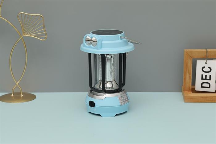 Đèn sạc năng lượng mặt trời Comet CRL3403S Màu Xanh