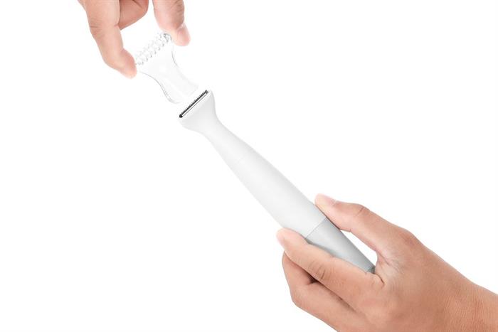 Máy làm sạch lông Panasonic ES-WV62BH202 Màu Trắng