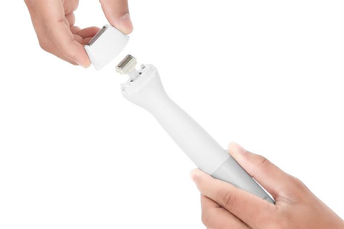 Máy làm sạch lông Panasonic ES-WV62BH202 Màu Trắng