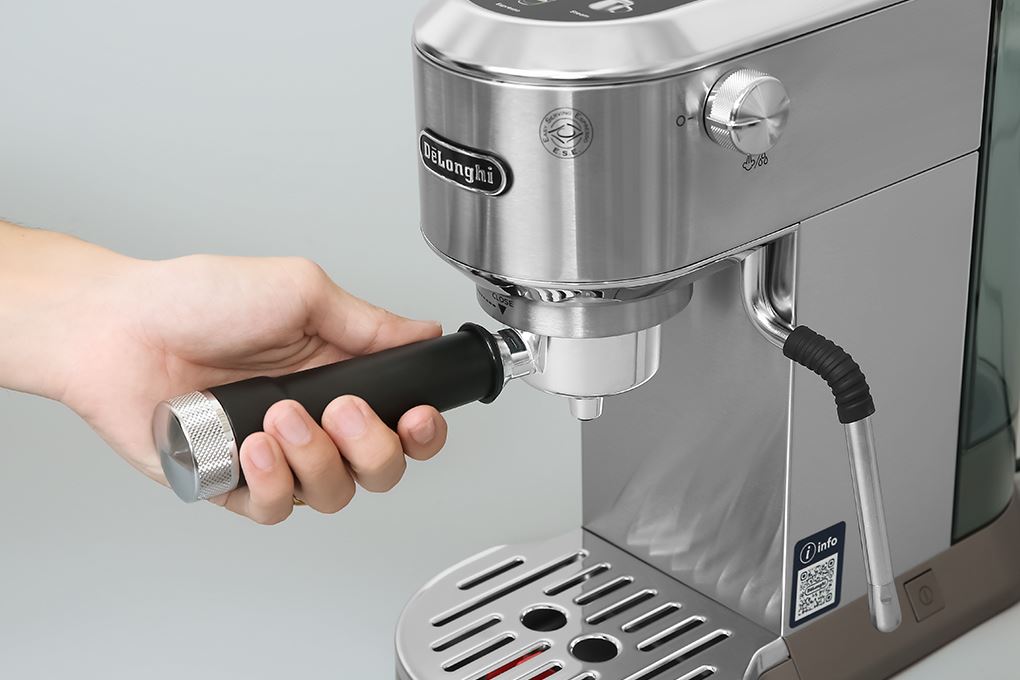 Máy pha cà phê Delonghi EC890.M Màu Bạc