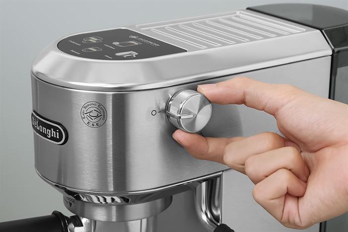 Máy pha cà phê Delonghi EC890.M Màu Bạc