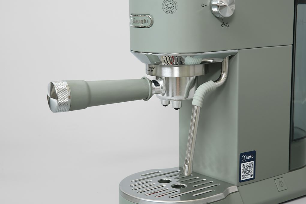 Máy pha cà phê Delonghi EC890.GR Màu Xanh rêu