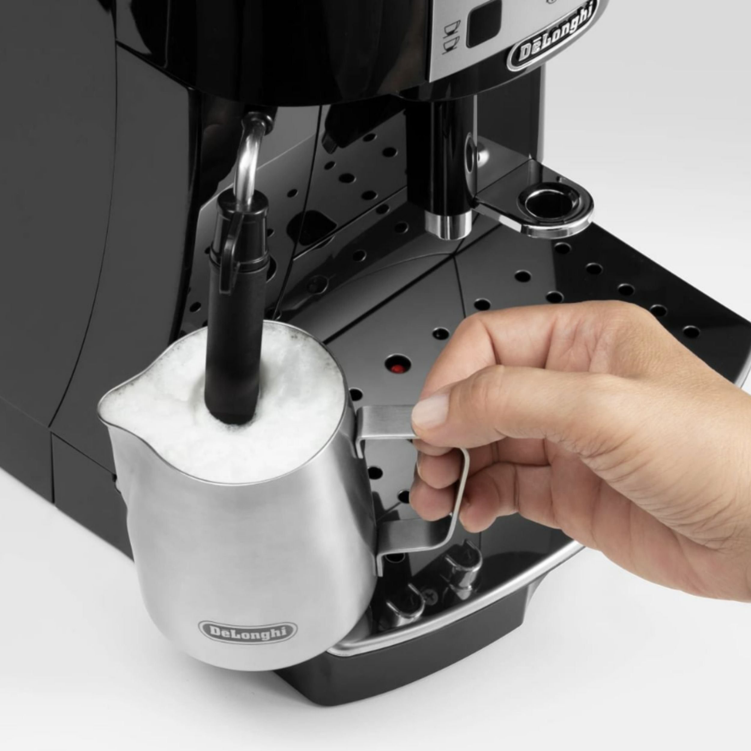 Máy pha cà phê Delonghi ECAM22.110.B Màu Đen
