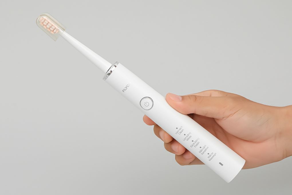 Bàn chải điện Flyco FT7108VN Màu Trắng
