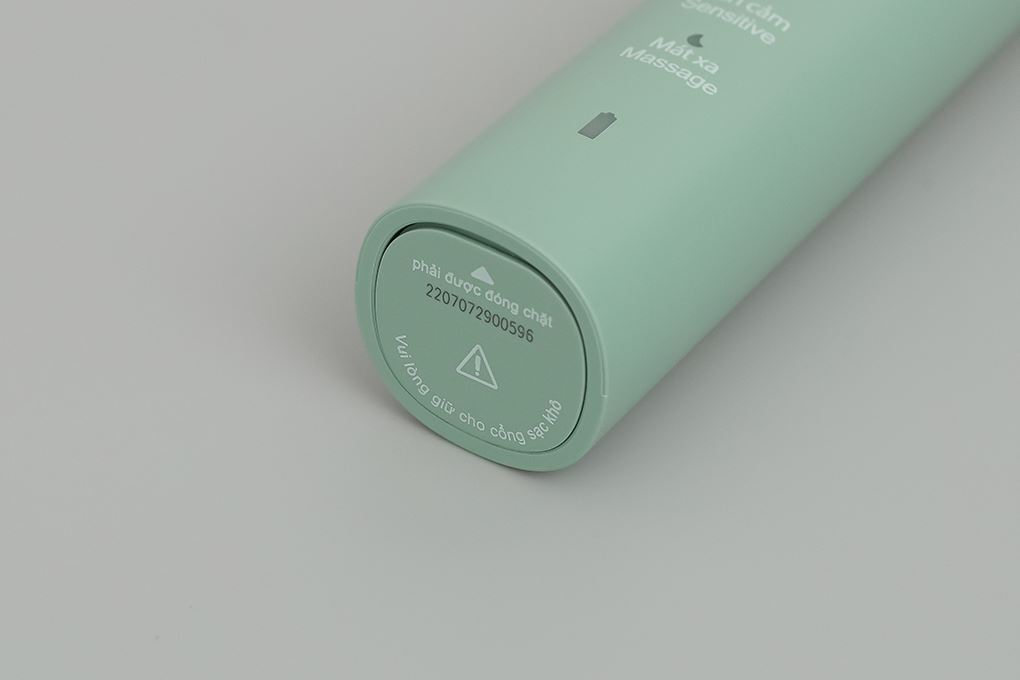 Bàn chải điện Flyco FT1701VN Màu Xanh lá
