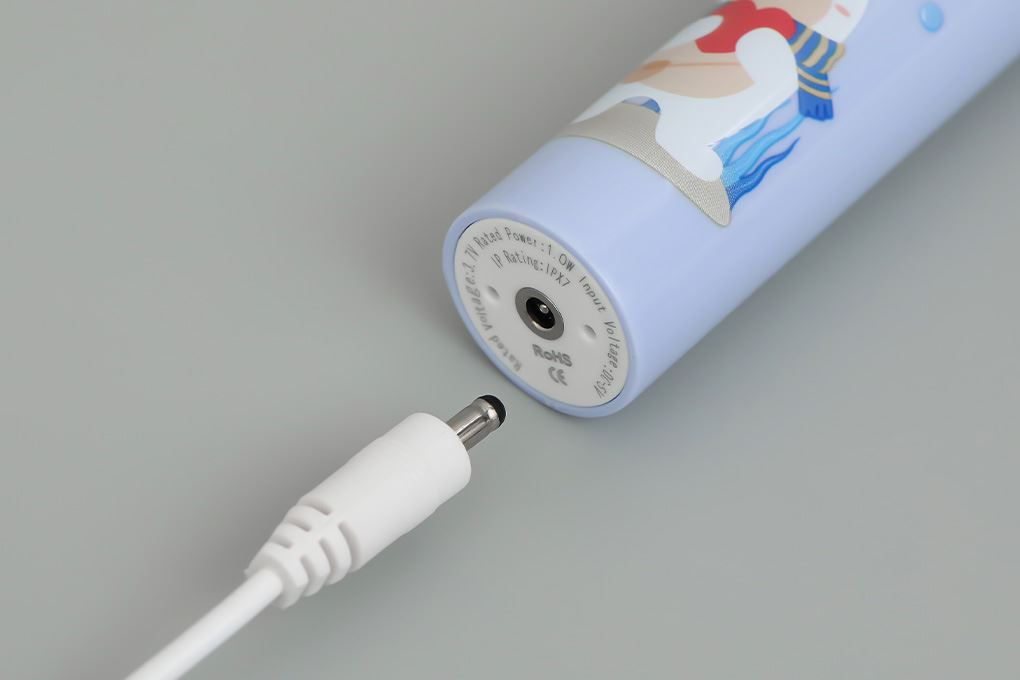 Bàn chải điện trẻ em Coclear CT6602 Màu Đen