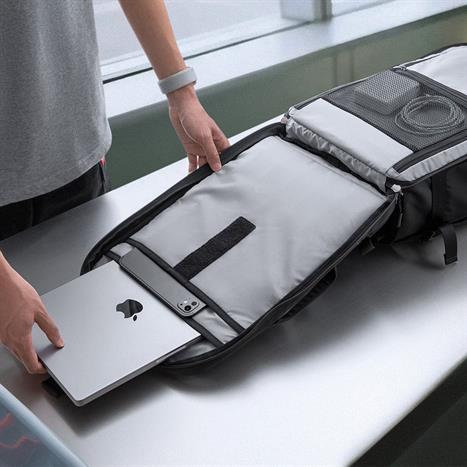 Balo chống sốc laptop 17 inch Tomtoc T66M1D2 Đen Màu Đen