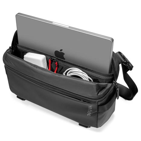 Túi đeo laptop 14 inch Tomtoc T21L1D1 Đen Màu Đen