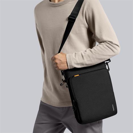 Túi đeo chống sốc laptop 15/16 inch Tomtoc A03F2D1 Đen Màu Đen