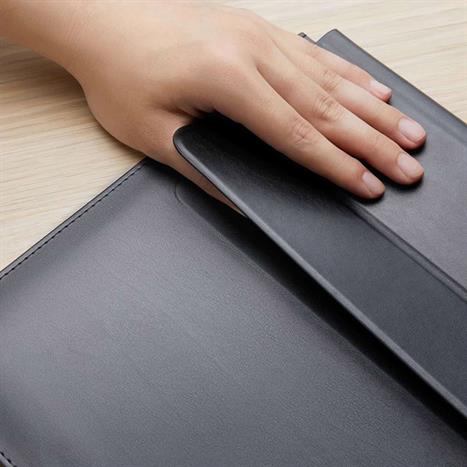 Túi chống sốc Macbook 14 inch Hypershield Stand & Go Sleeve HS595-14B Màu Đen