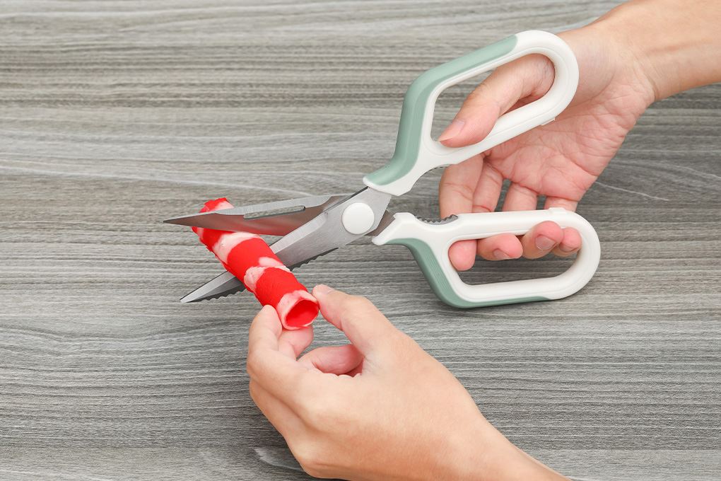 Kéo nhà bếp thép không gỉ 3Cr13 Delites CF7429 Màu Xanh lá