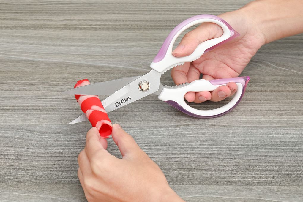 Kéo nhà bếp thép không gỉ 2Cr13 Delites SKI153 Màu Trắng - Tím
