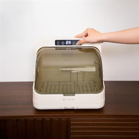 Máy sấy tiệt trùng UV LUMIAS LUD-08 đế nhựa Màu Màu be