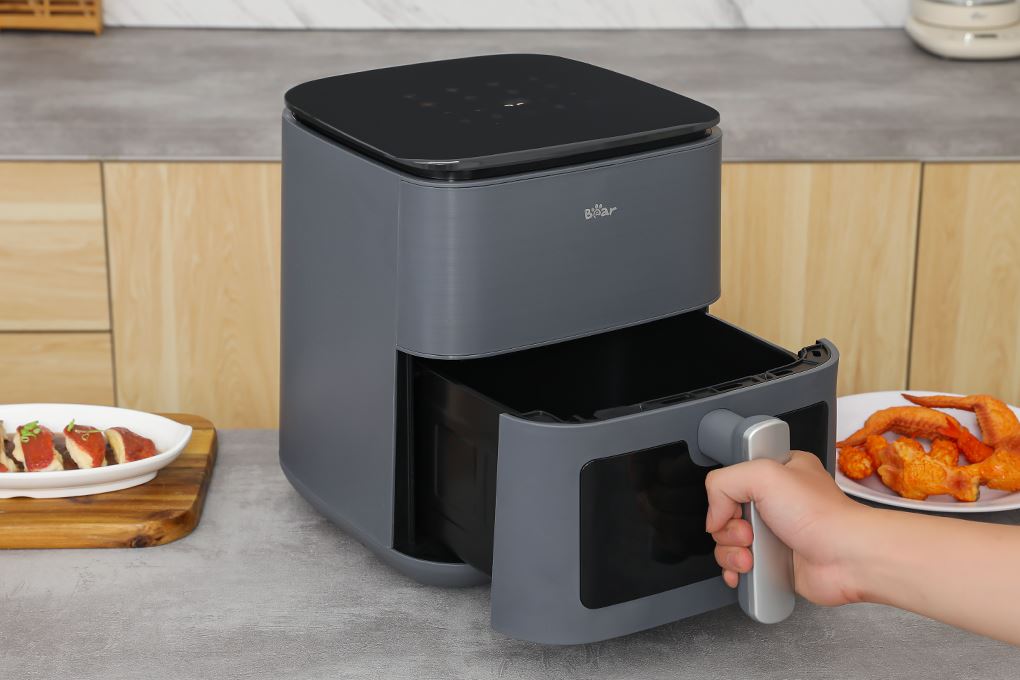Nồi chiên không dầu Bear 6 lít AF-4H16K Màu Xám