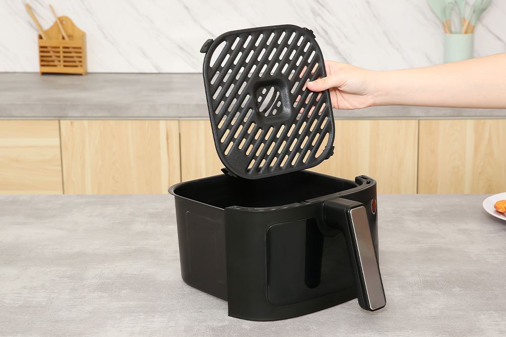 Nồi chiên không dầu Sunhouse Mama 6.5 lít SHD4092 Màu Đen