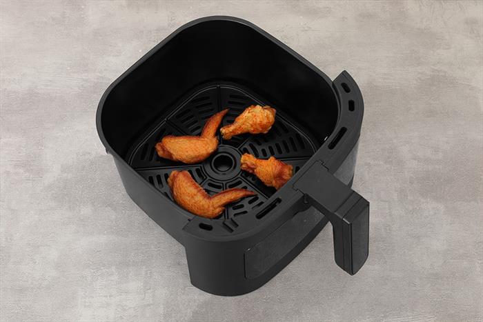 Nồi chiên không dầu Rapido 7 lít RAF-7.0M4 2M Màu Đen