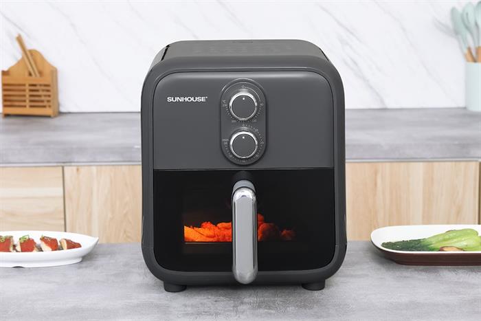 Nồi chiên không dầu Sunhouse 8 lít SHD4033 Màu Đen