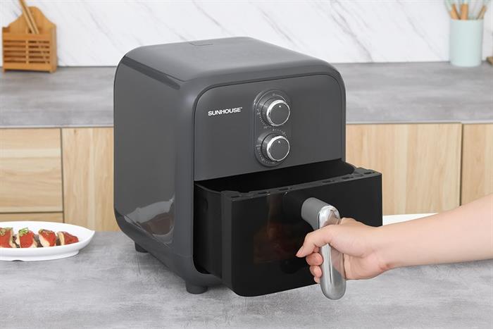Nồi chiên không dầu Sunhouse 8 lít SHD4033 Màu Đen