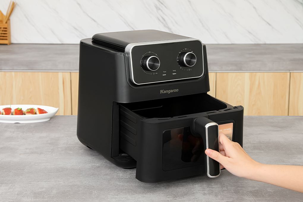 Nồi chiên không dầu Kangaroo 6.5 lít KGAF65M1G Màu Đen