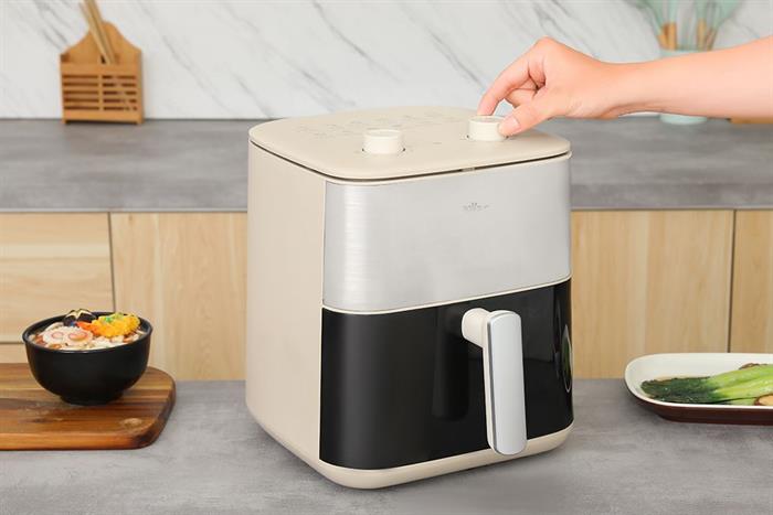 Nồi chiên không dầu Bear 6 lít AFR-165VY Màu Màu be