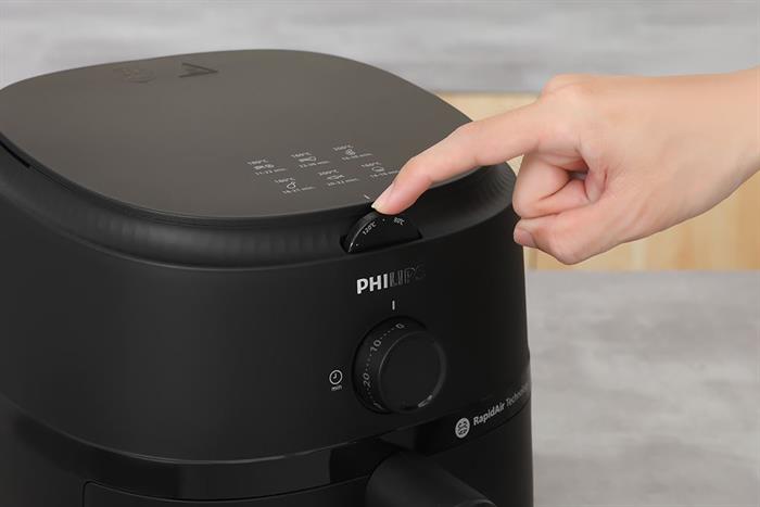 Nồi chiên không dầu Philips 4.2 lít NA120/00 Màu Đen