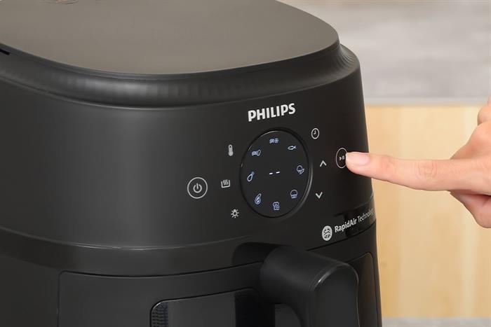 Nồi chiên không dầu Philips 4.2 lít NA220/00 Màu Đen