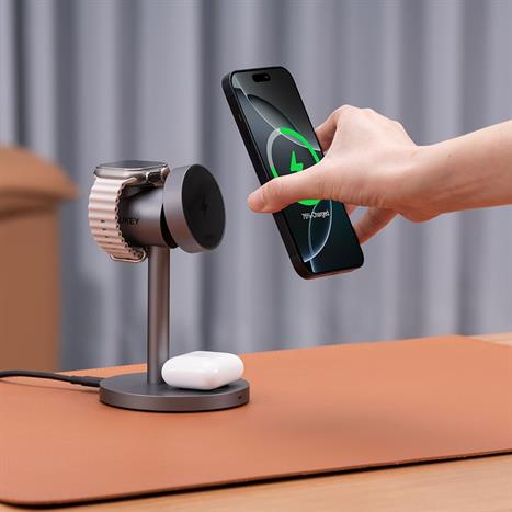 Đế sạc không dây 3 in 1 15W Aukey LC-MC311 Màu Xám
