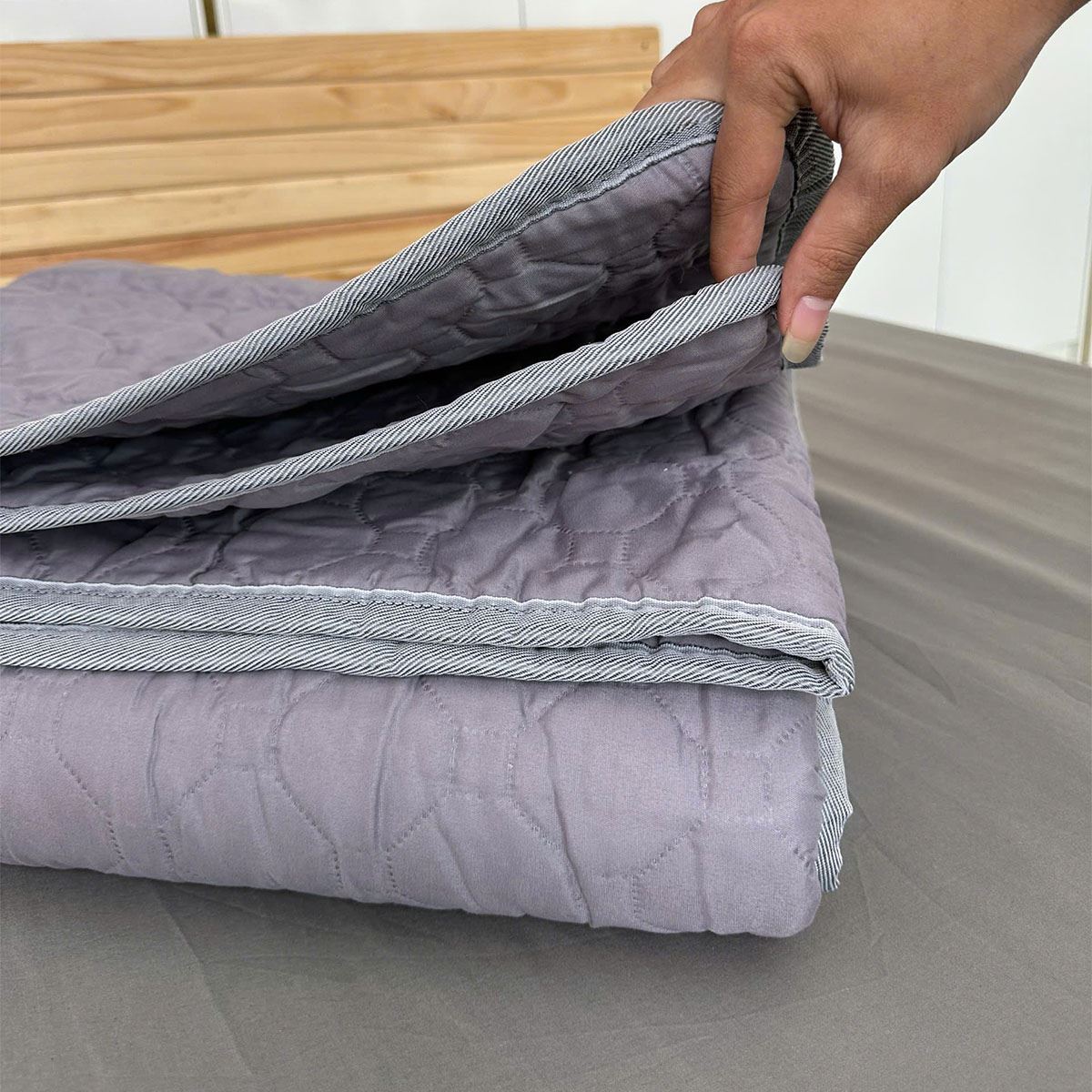 Chăn điện sưởi ấm FUJIHOME HB1820E Màu Xám