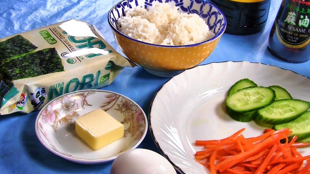 Nguyên liệu món ăn cơm trộn rong biển