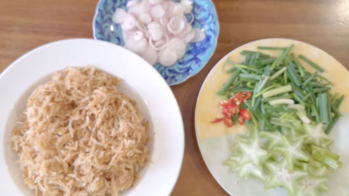 Nguyên liệu món ăn tép khô rang khế