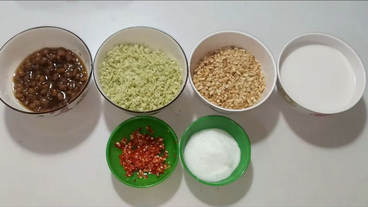 Nguyên liệu món ăn gà giả cầy miền tây