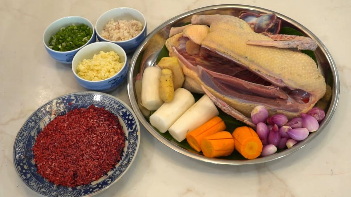 Nguyên liệu món ăn bánh canh vịt miền tây