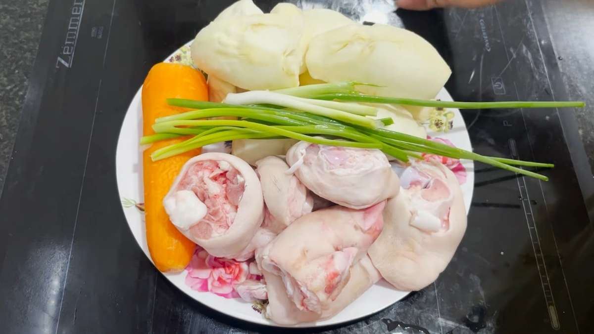 Nguyên liệu món ăn canh sầu riêng
