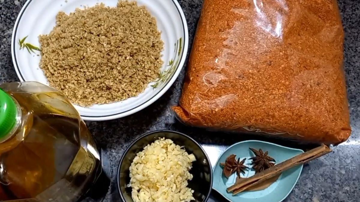 Nguyên liệu món ăn sa tế ăn bún bò