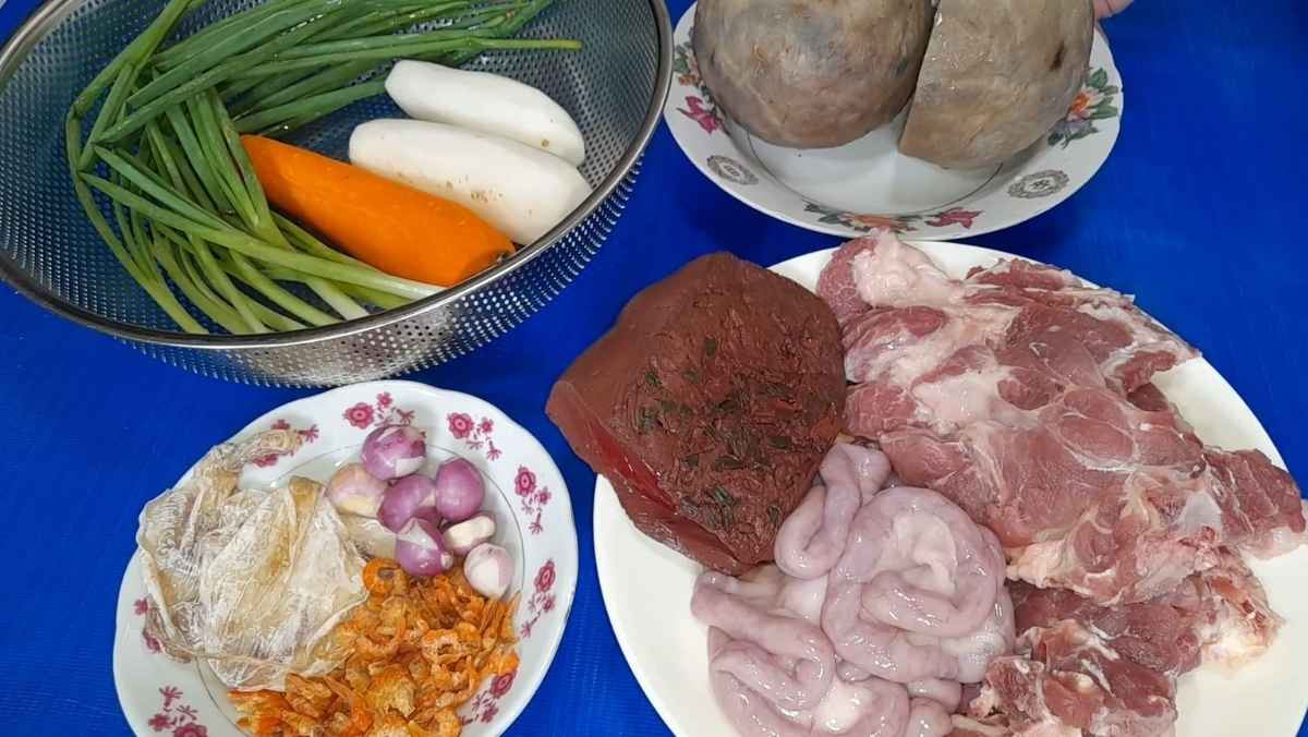 Nguyên liệu món ăn hủ tiếu pate bến tre