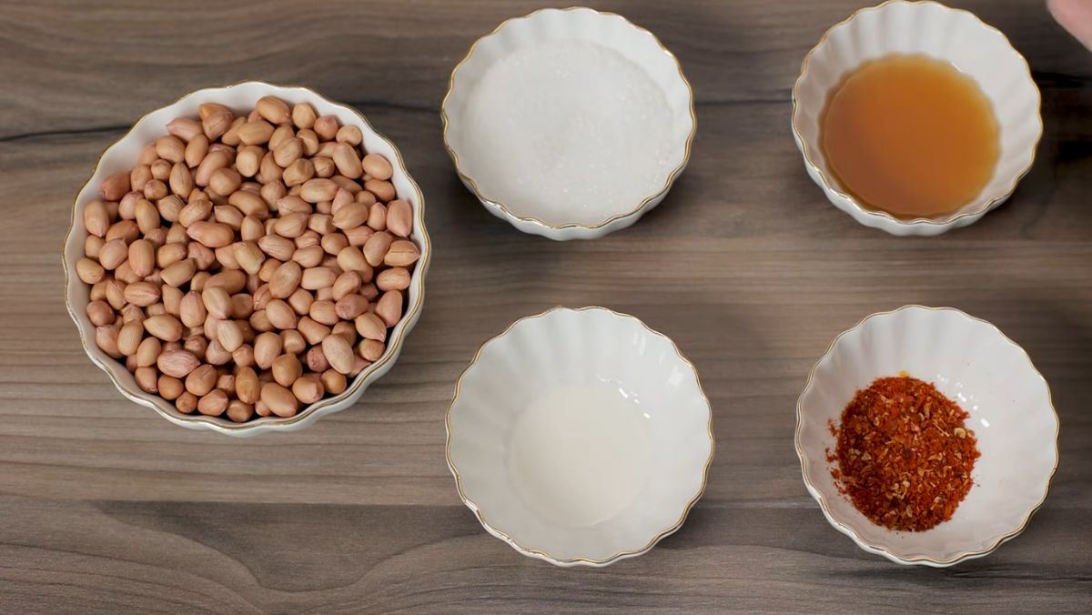 Nguyên liệu món ăn lạc rang mặn ngọt