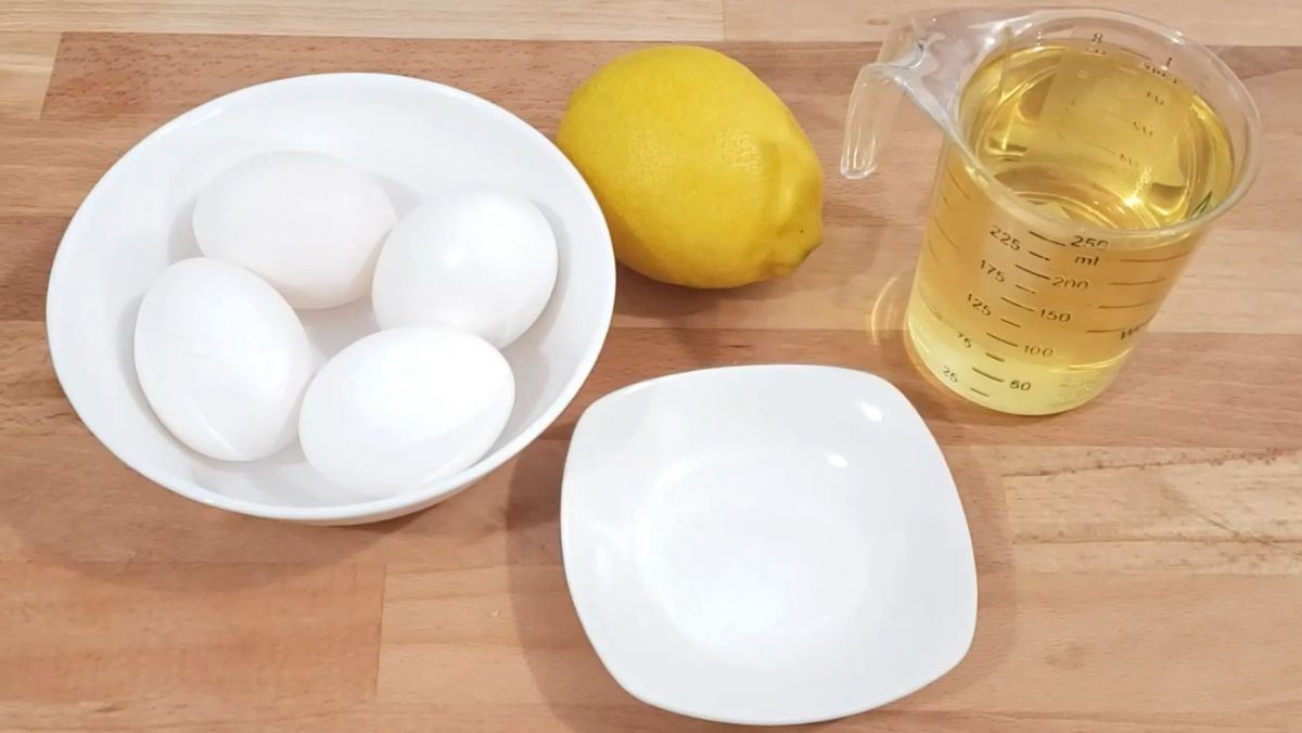 Nguyên liệu món ăn sốt mayonnaise ăn bánh mì