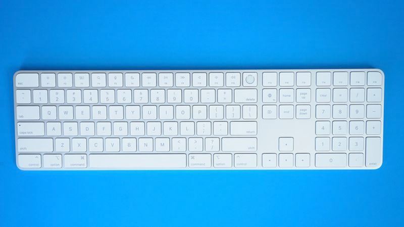 Magic Keyboard có bàn phím số giúp hỗ trợ công việc hiệu quả