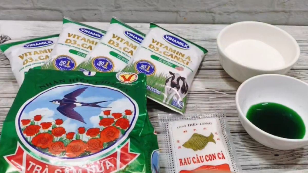 Nguyên liệu món ăn trà sữa bằng trà khô