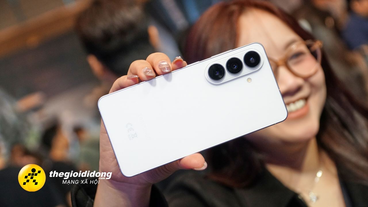 galaxy s26 plus co may mau 2639076269785796510