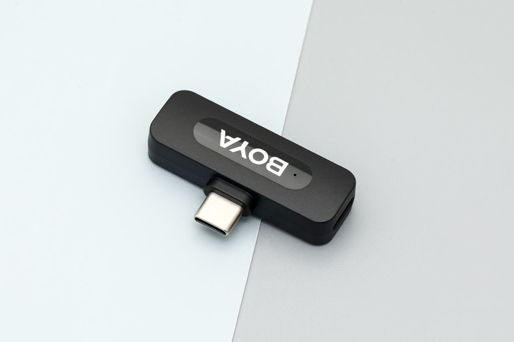 Micro không dây BOYA BY-V20 V2.0 Màu Đen