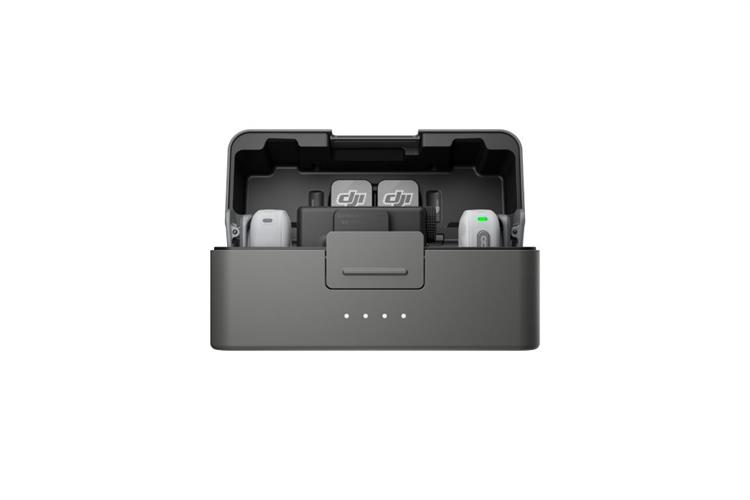 Thiết bị thu âm không dây DJI Mic Mini 2 (2 TX + 1 RX + 1 Hộp sạc Mic)_DMMT02&DMMR01&DMMC02 Màu Đen
