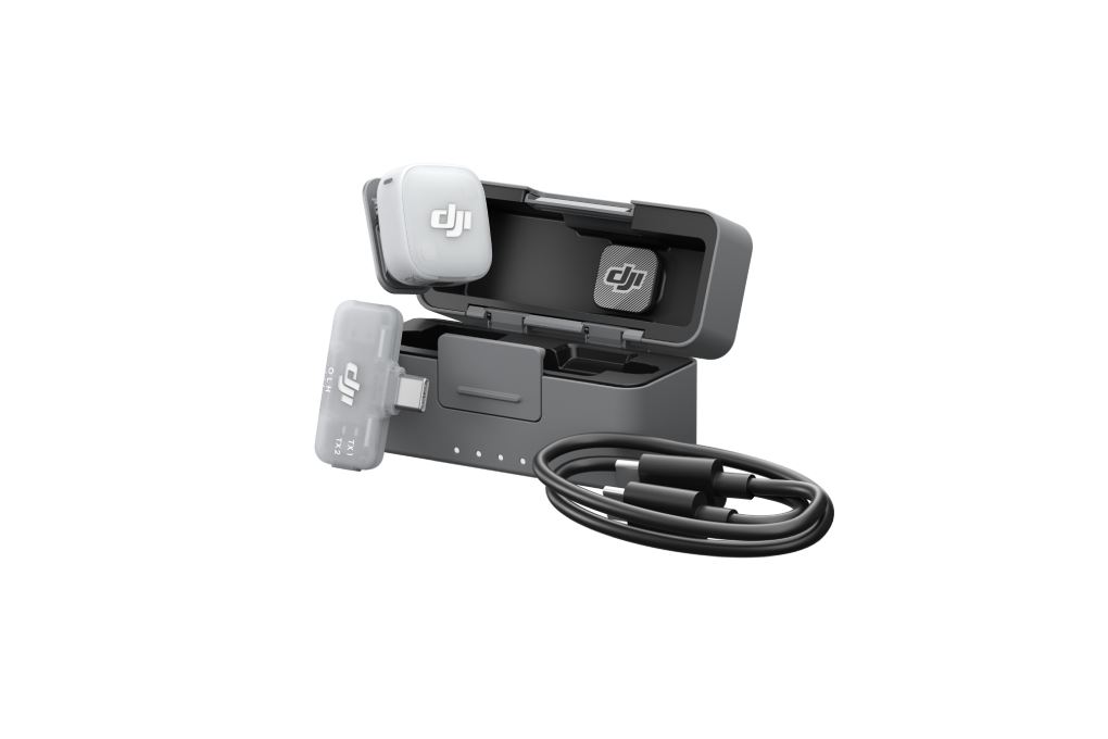 Thiết bị thu âm không dây DJI Mic Mini 2 (1 TX + 1 Mobile RX + 1 Hộp sạc Mic)_DMMT02&DMMR02&DMMCS2_1TX Màu Đen