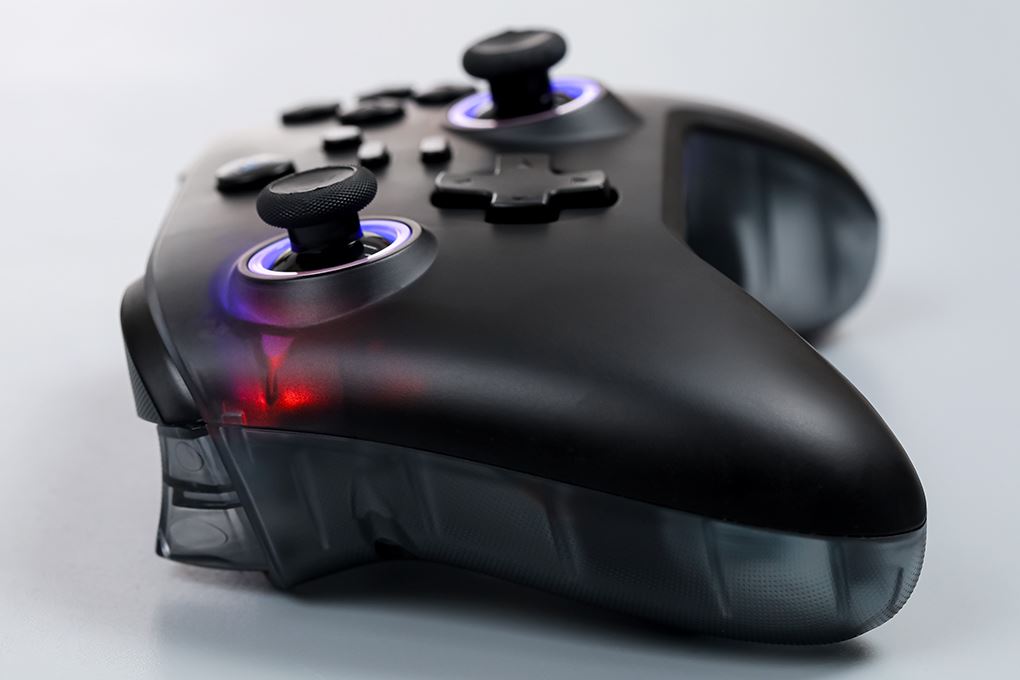 Tay cầm chơi game Machenike Đen G3 V2 Màu Đen