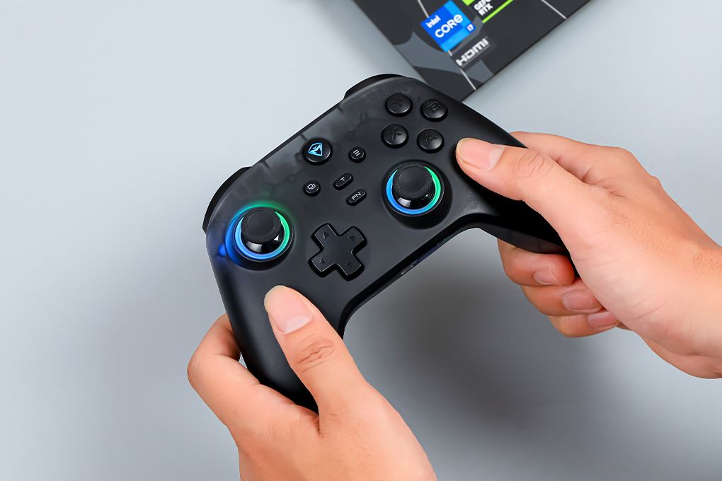 Tay cầm chơi game Machenike Đen G3 V2 Màu Đen