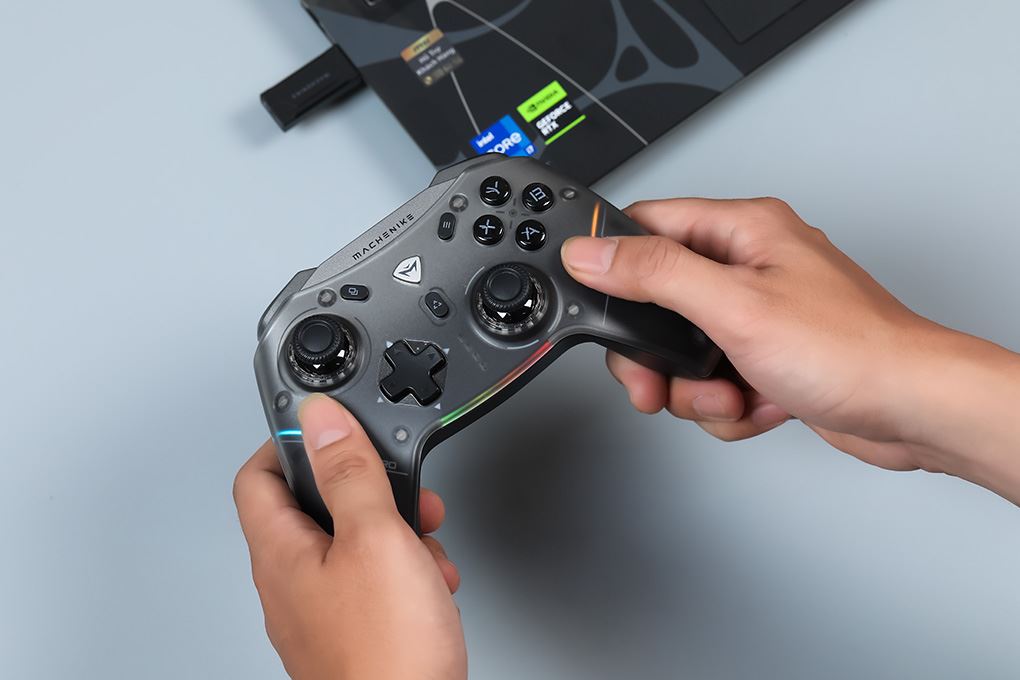 Tay cầm chơi game Machenike Đen G5 Pro Màu Đen